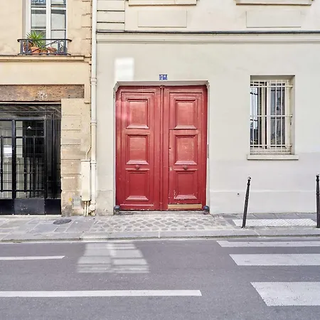 Superb Le Marais Center Of Paris