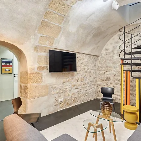 Superb Le Marais Center Of Paris